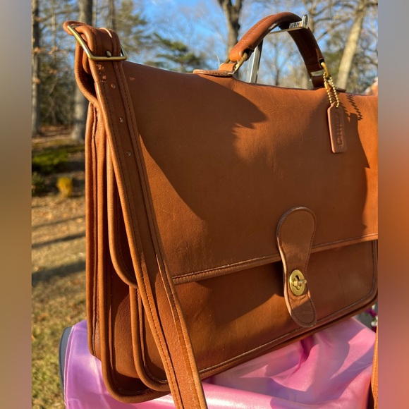 VINTAGE COACH METROPOLITAN LEATHER BRIEFCASE - Picture 2 of 15
